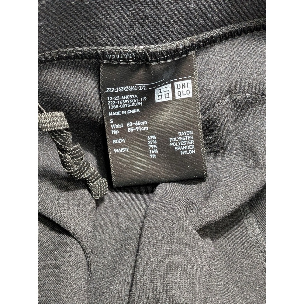 Uniqlo Black Pleated Midi Skirt - Picture 4 of 5